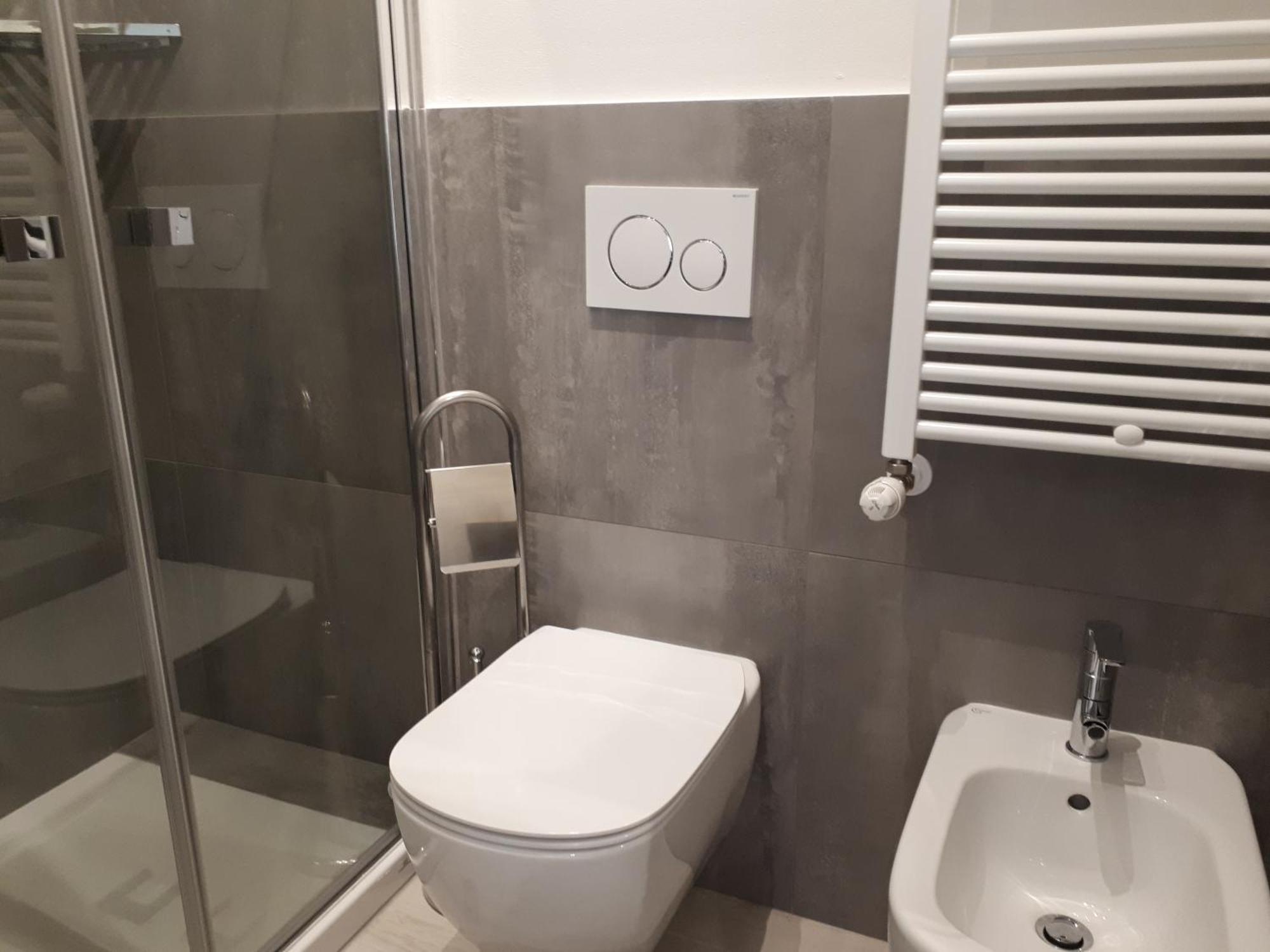 Soleluna Fiera 6 Rooms 볼로냐 외부 사진