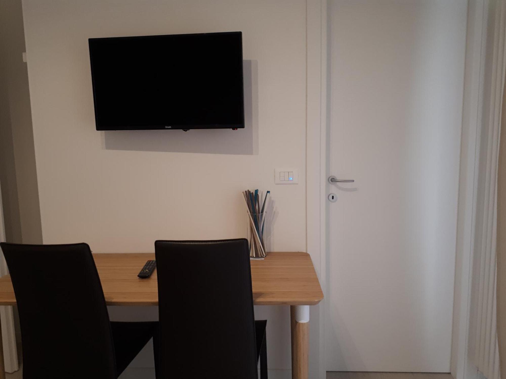 Soleluna Fiera 6 Rooms 볼로냐 외부 사진