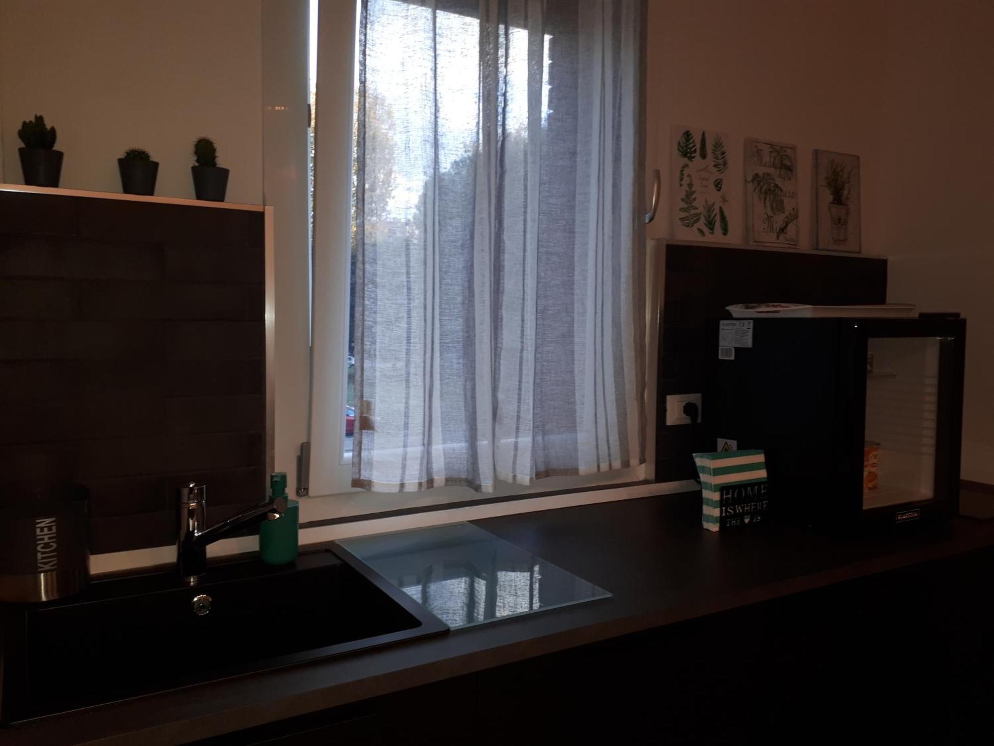 Soleluna Fiera 6 Rooms 볼로냐 외부 사진
