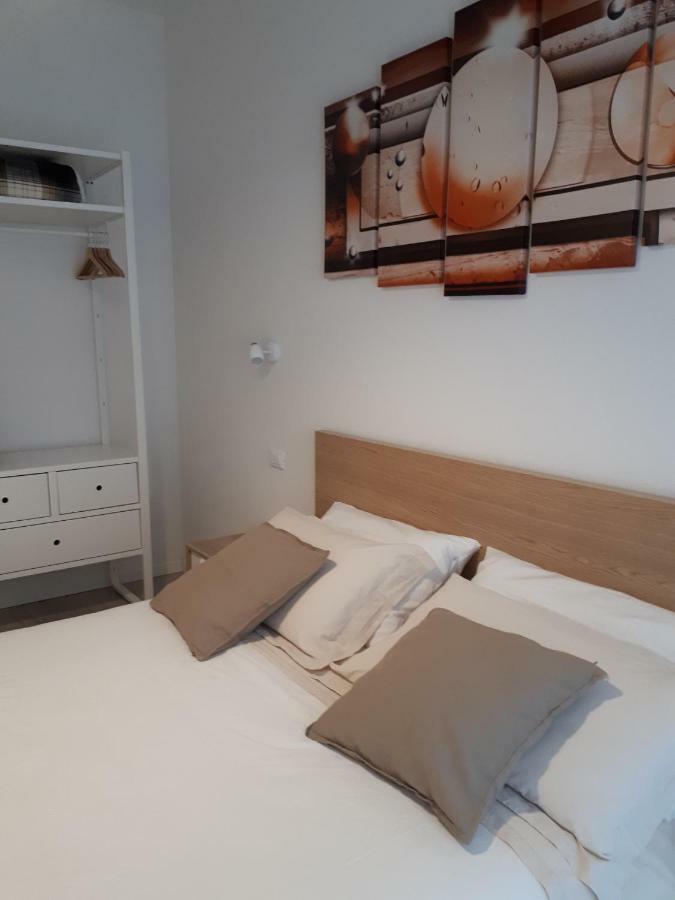 Soleluna Fiera 6 Rooms 볼로냐 외부 사진