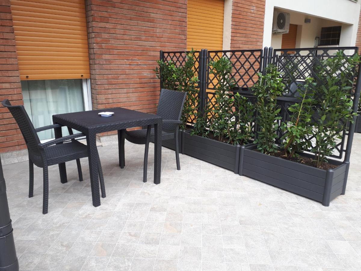 Soleluna Fiera 6 Rooms 볼로냐 외부 사진